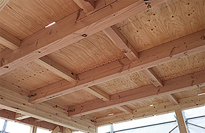 剛床を支える梁